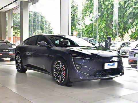 2025�� �Ŀ� Ultra���̰�