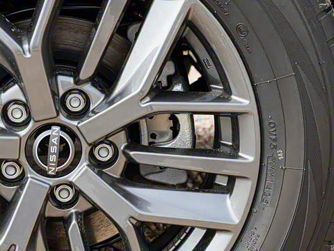 2025�� ���� 2.0L �������Ȱ�