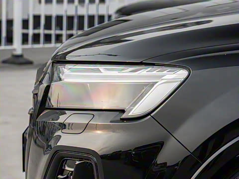 2025�� 45 TFSI quattro S line����ʿ��