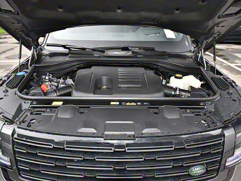 2025�� 3.0 L6 400PS �����ӳ���