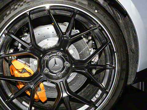 2025�� 63 S E Performance