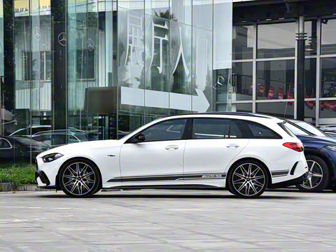 2025�� AMG C 43 4MATIC ���нγ� �ر��