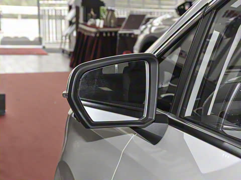 2024�� ��ҫϵ�� 2.0L ���ڰ�