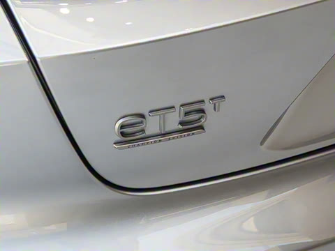 2025�� �ھ������ 75kWh Touring