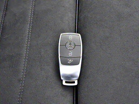 2022�� EQC 400 4MATIC