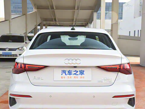 2023�� �Ŀ� A3L Limousine 35 TFSI ʱ��������