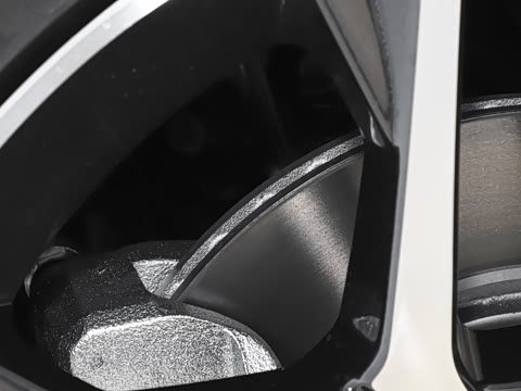 2025�� 1.5L �Զ������