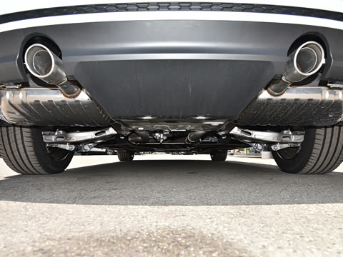 2025�� 2.0T 250PS R-DYNAMIC 90�����ذ�