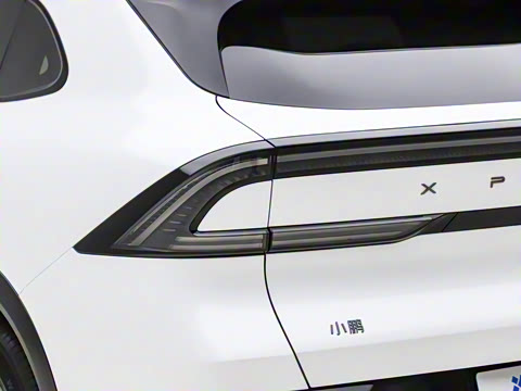 2025�� 702 �������� Max