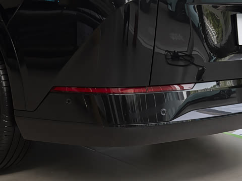 2025�� ���� 650������ Max