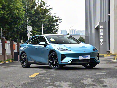 2025�� 230UltraǬ���Ǽ�ADS SE���̰�