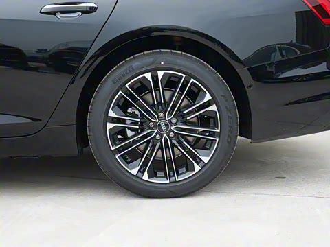 2023�� �Ŀ� 45 TFSI quattro ����������