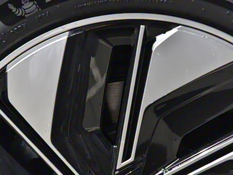 2025�� 210Ultra�Ǽݰ� 5��