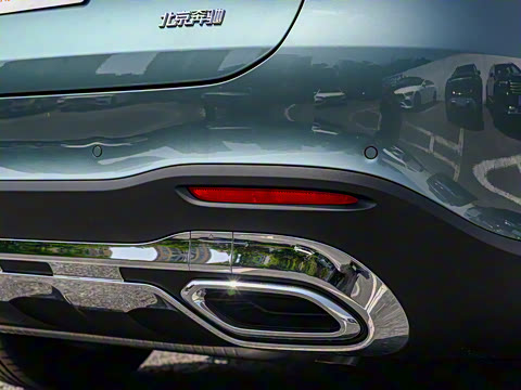 2025�� �Ŀ� GLC 260 L 4MATIC ������