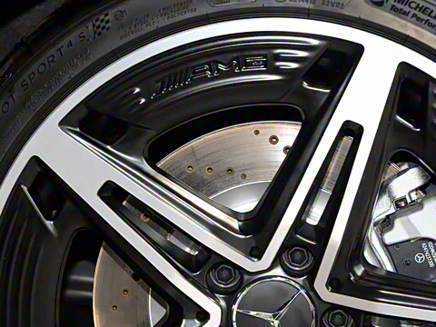 2025�� AMG CLA 35 4MATIC