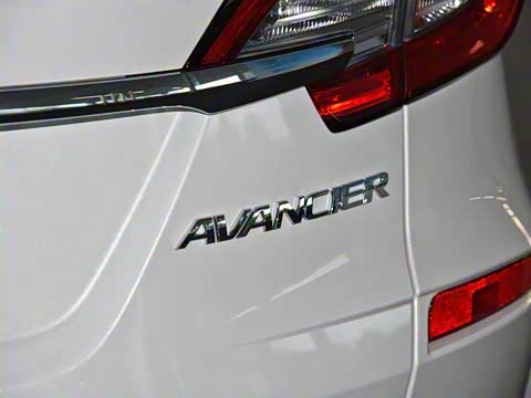 2019�� 240TURBO ������Ӣ��