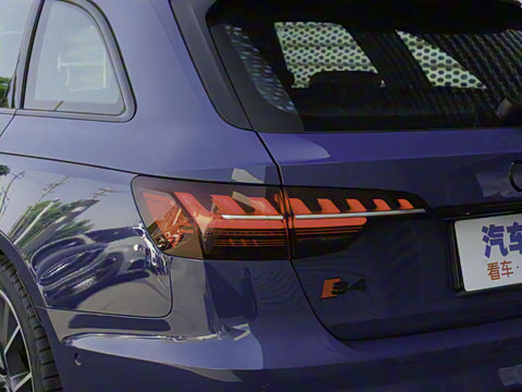 2023�� S4 Avant 3.0TFSI