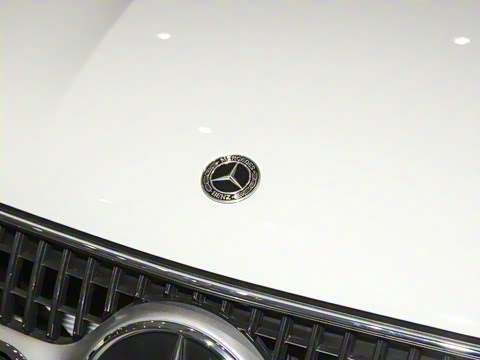 2025�� �Ŀ� GLC 260 L 4MATIC ������