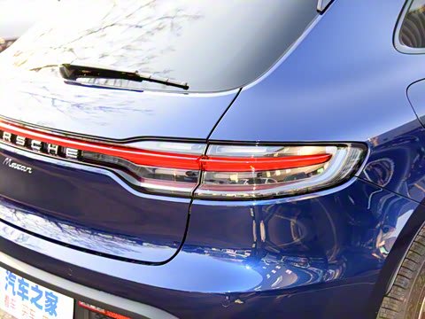 2022�� Macan 2.0T