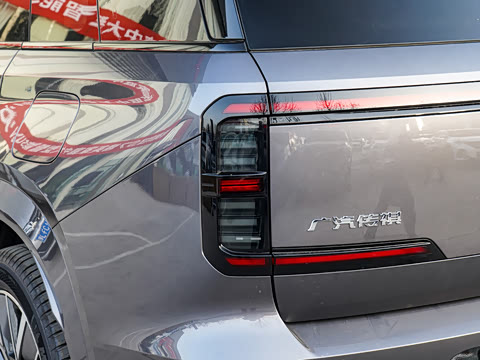 2025�� 180km Ultra ������