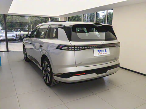 2025�� 636Ultra�Ǽݰ� 6��