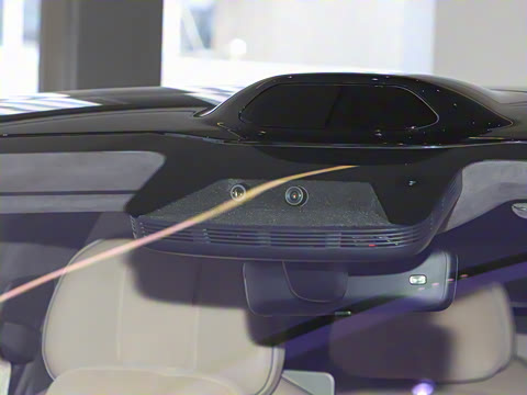 2025�� 102kWh ǩ����