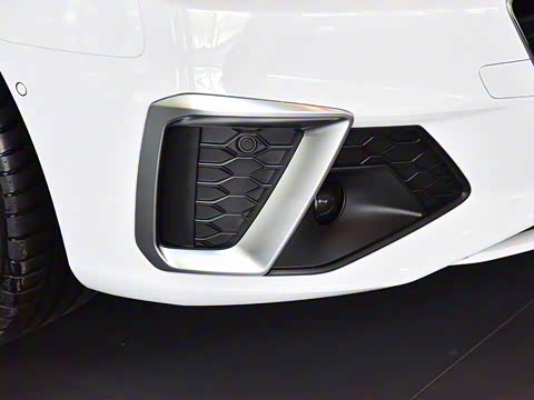 2020�� 40 TFSI ����������