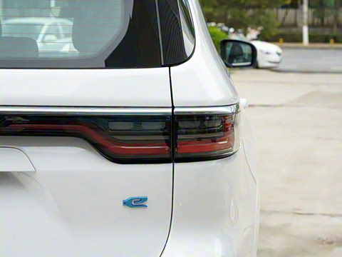 2022�� 2.0T ���춯��