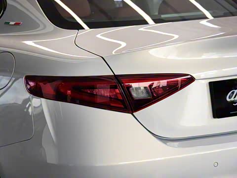 2020�� 2.0T 280HP ������