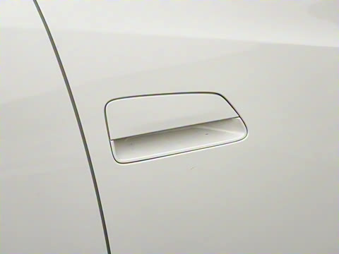 2025�� �Ǽݰ� 305km ���ɰ�