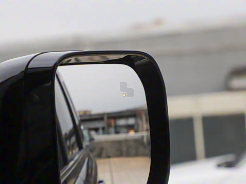 2023�� 110 3.0T P400 X-DYNAMIC HSE