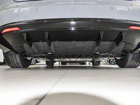 2025�� 75kWh Touring