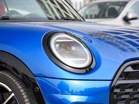 2025�� JOHN COOPER WORKS CABRIO