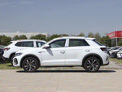 2025�� �Ŀ� 300TSI DSG���������