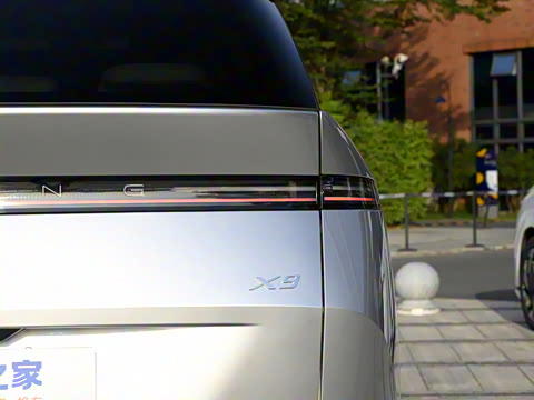 2024�� 702��������Max