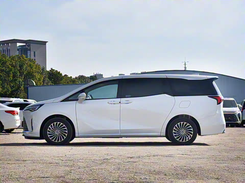 2025�� 2.0T ����������