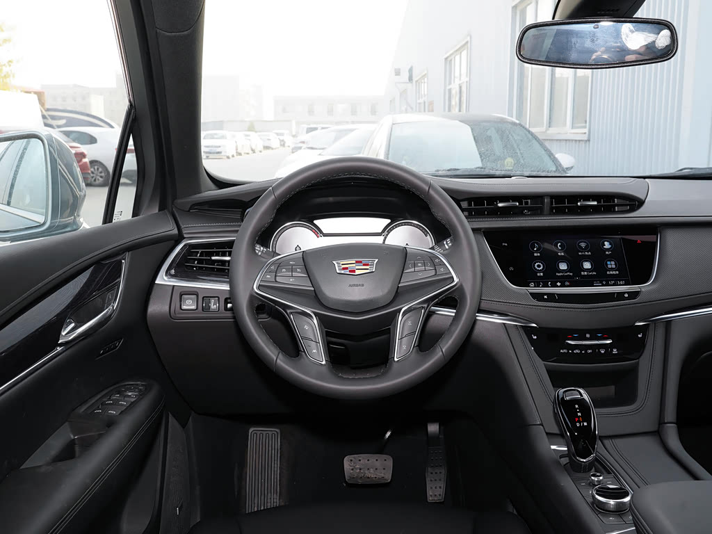 Cadillac XT5 I Рестайлинг, Внедорожник 5 дв.: фото поколения
