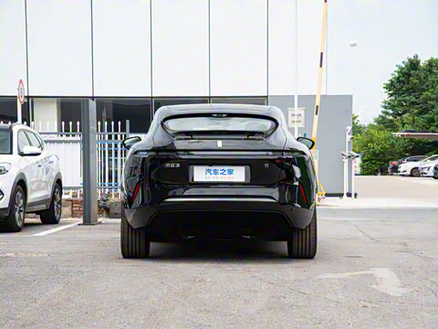 2025�� Max ���������