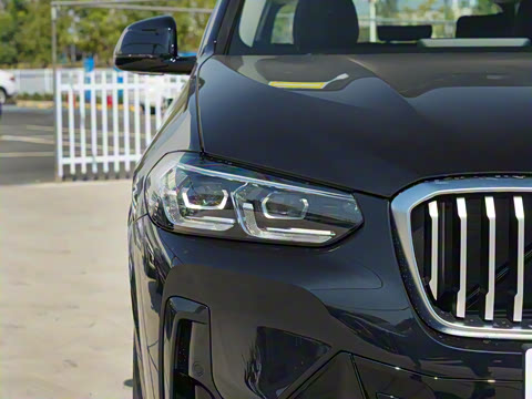 2022�� �Ŀ� xDrive25i M�˶���װ