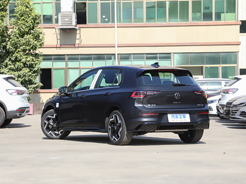 2025�� 300TSI R-Line