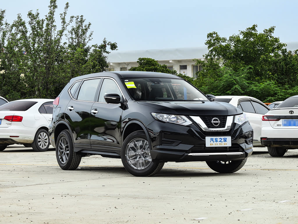 Nissan X-Trail IV Рестайлинг, Внедорожник 5 дв.: фото поколения