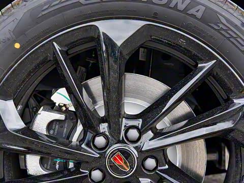 2025�� 117km ��ΪPLUS��