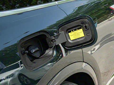 2025�� ���� Ultra�� 53.4kWh 6����