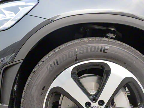 2022�� �Ŀ��� GLC 260 L 4MATIC ������