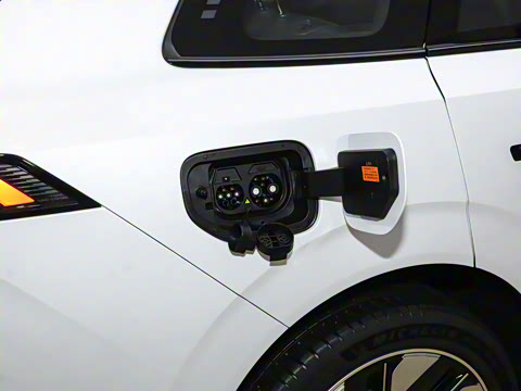 2025�� 636Max����� 5��