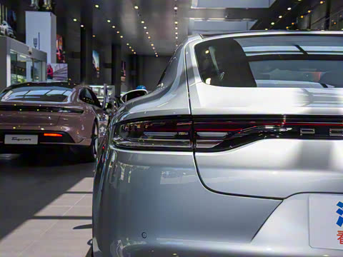2023�� Panamera �����ӳ��� 2.9T