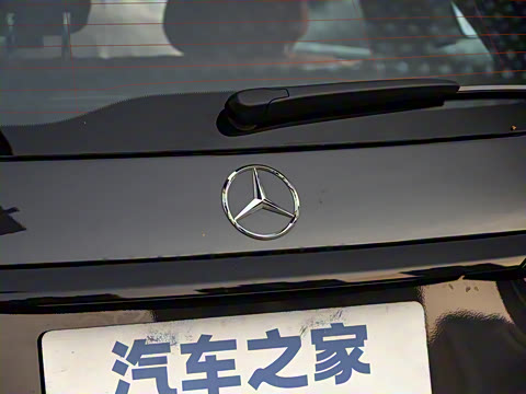 2025�� �Ŀ� GLC 260 L 4MATIC ������