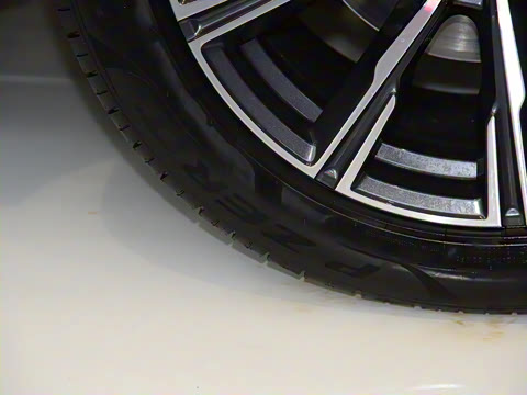 2022�� xDrive 30Li ������M�˶���װ