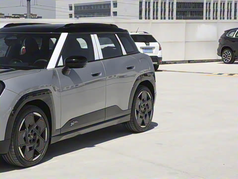 2025�� JOHN COOPER WORKS