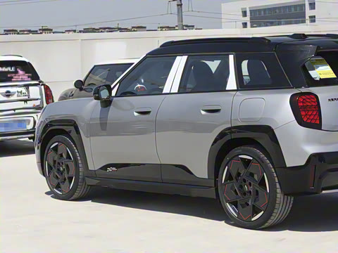 2025�� JOHN COOPER WORKS